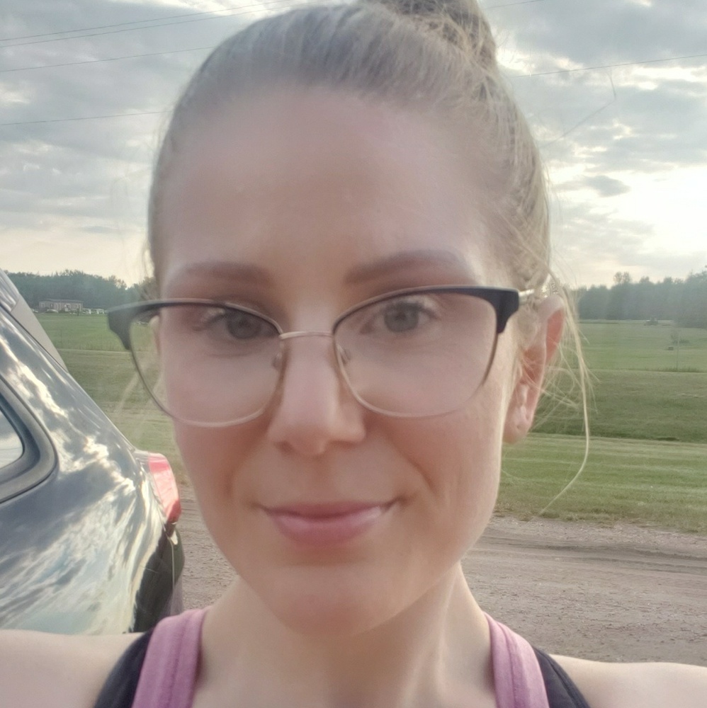 Meet your Posher, Cheryl